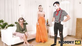 Aubrey Black – Mommy4K