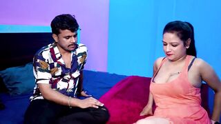 Indian girlfriend ko hotel me bula ke chut ka pani nikala desi style