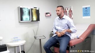 Julia Ann – Doctoring the Results