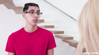 Just So Drawn to You – Sarah Taylor