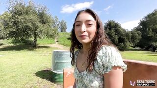 Tiny Amber Summer Gets A Creampie – Iwant2fuck