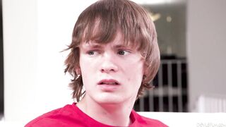 Stepmom Likes It Up The Ass [HD Porn] – Lauren Phillips